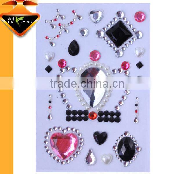 Wholesale custom hot fix rhinestone trimming