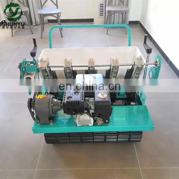 Farm harvesting machine onion picker harvester mini