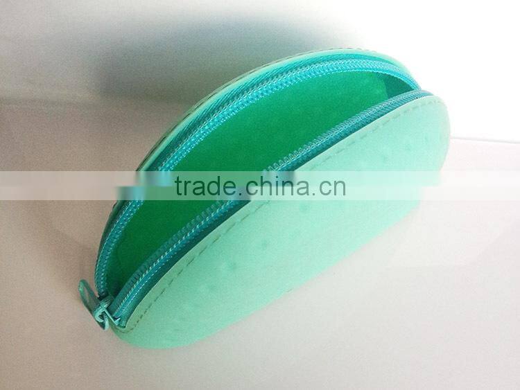2015 Wholesale dumpling shaped silicone zipper wallet for christmas gifts/zippered around coin purse