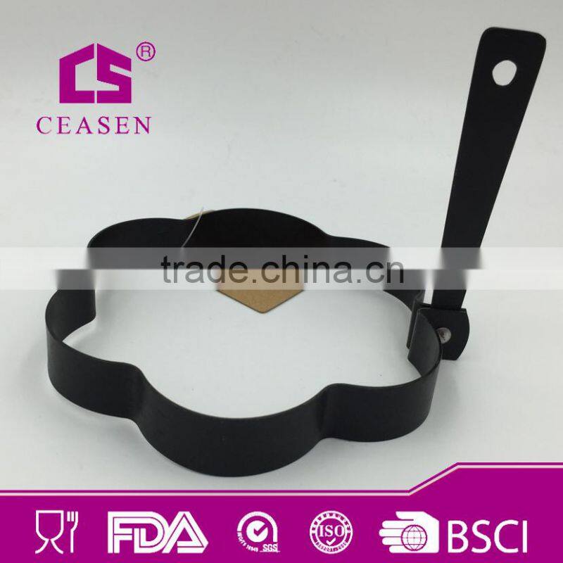 UCC062 flower shape Egg ring with non-stick coating