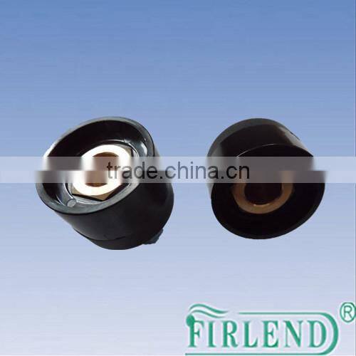fast plug for welding wire feeder