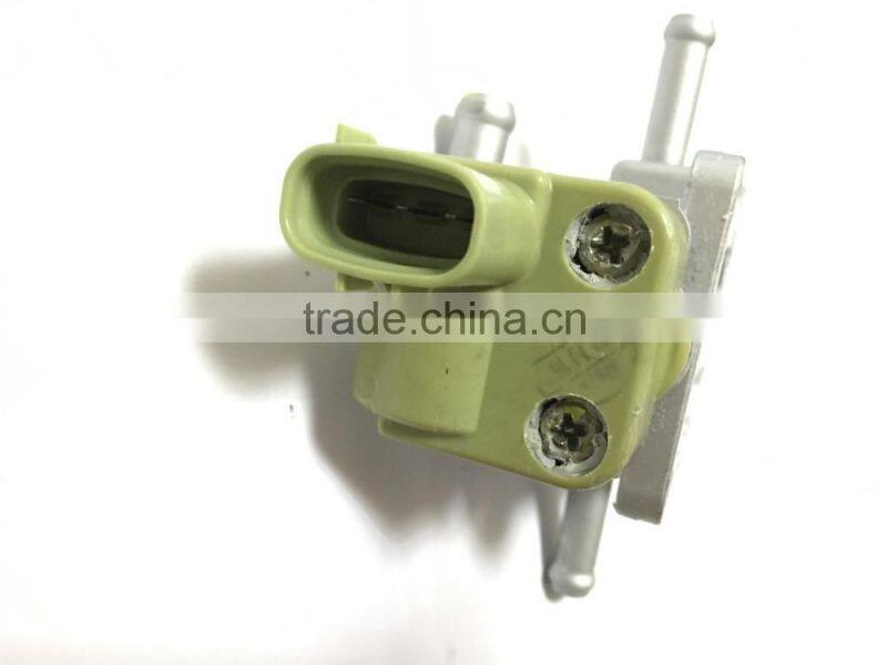 Idle Air Control Valve for 97-04 Toyota Tacoma/Tundra 3.4L-V6 OEM# 22270-62050/136800-0680