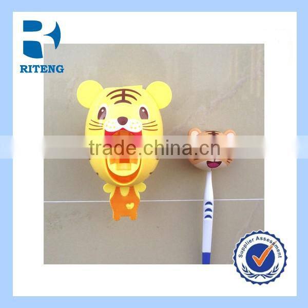 elephant style automatic Auto Toothpaste Dispenser Squeezing Device Toothbrush Holder