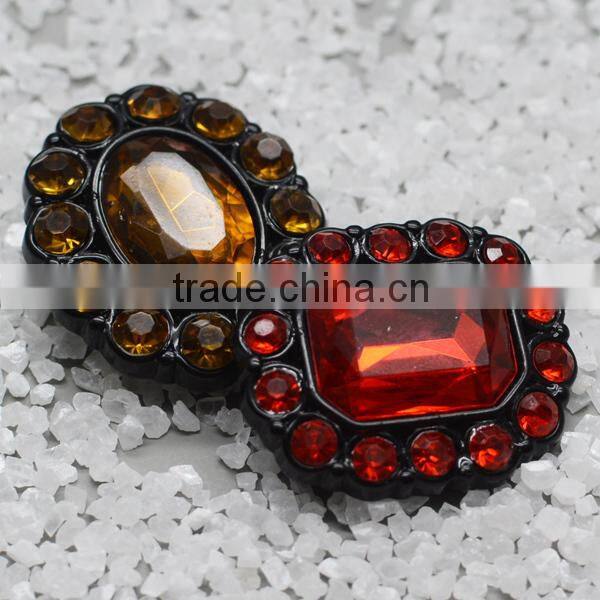 small round shape rhinestone button