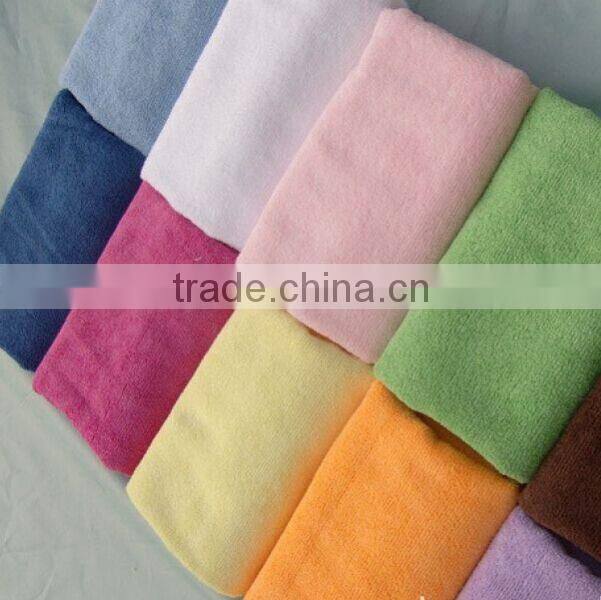 Family with a microfiber towel