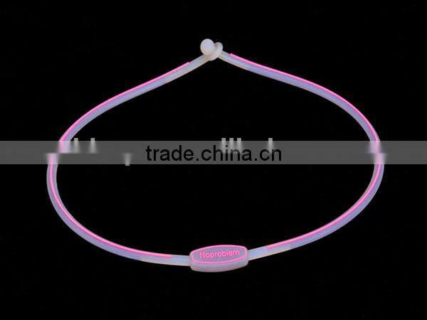 Fashion silicone rubber necklace laser engraved