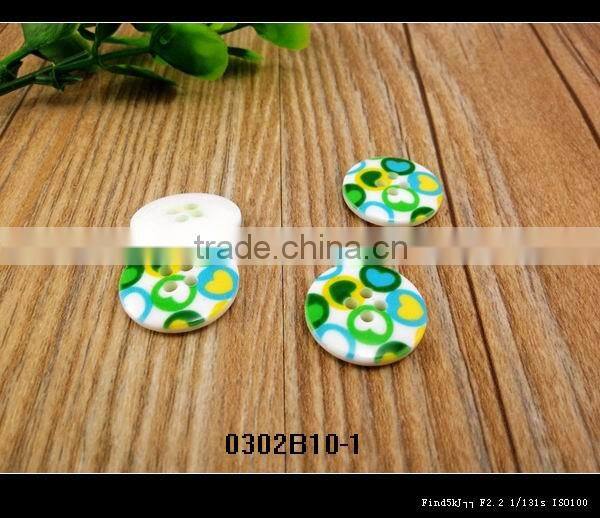 2014 new fashion polyester resin button manufacturer
