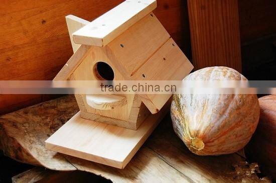Small Wooden wood carved cheap bird houses