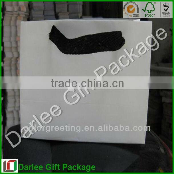 China factory recycled white paper shopping bags for clothes