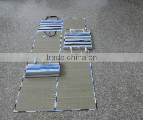 Folding Straw Beach Mat