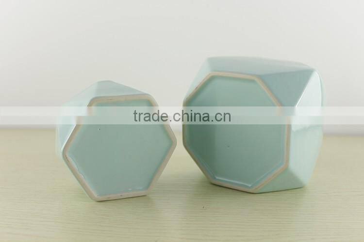 Factory wholesale custom design prismatic holder ceramic candle jar