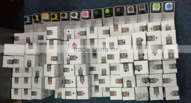 2017 Rgknse Desk hot Toy Magic Best Quality Silicone Fidget Cube In Stock
