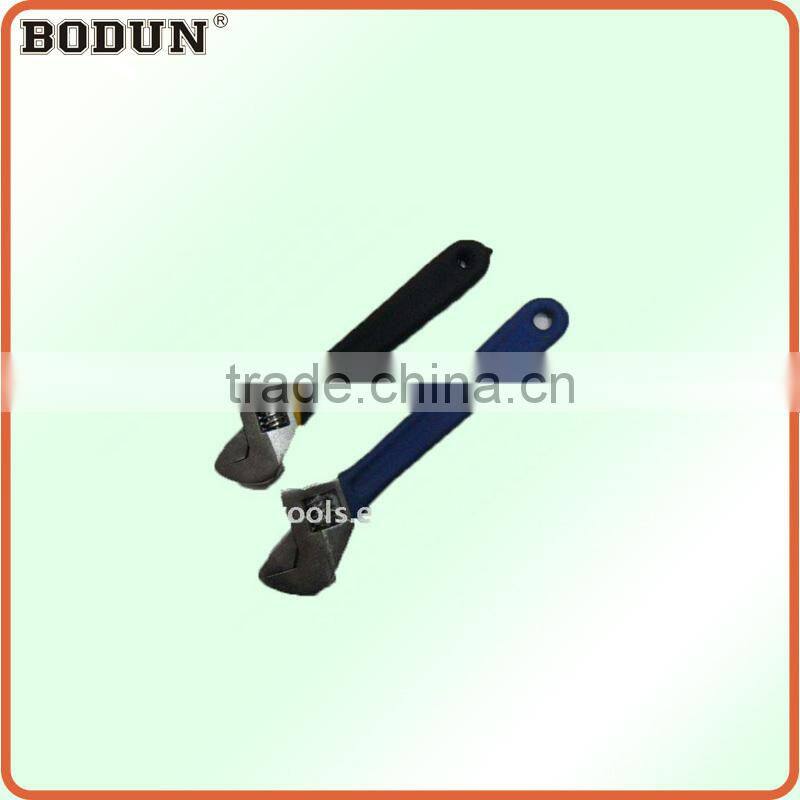 D2012 Two-color plastic handle adjustable wrench/spanner