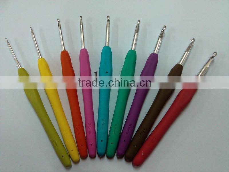 Soft TPR Handle Aluminium Head Crochet Hook Needles Knitting Needle Crochet Hook Set