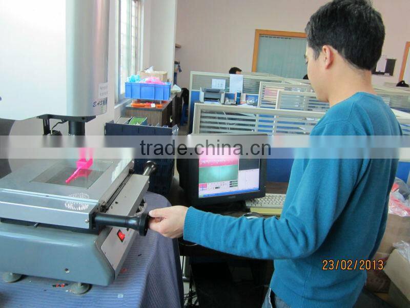 2014 promotional customized felt silicone key chain