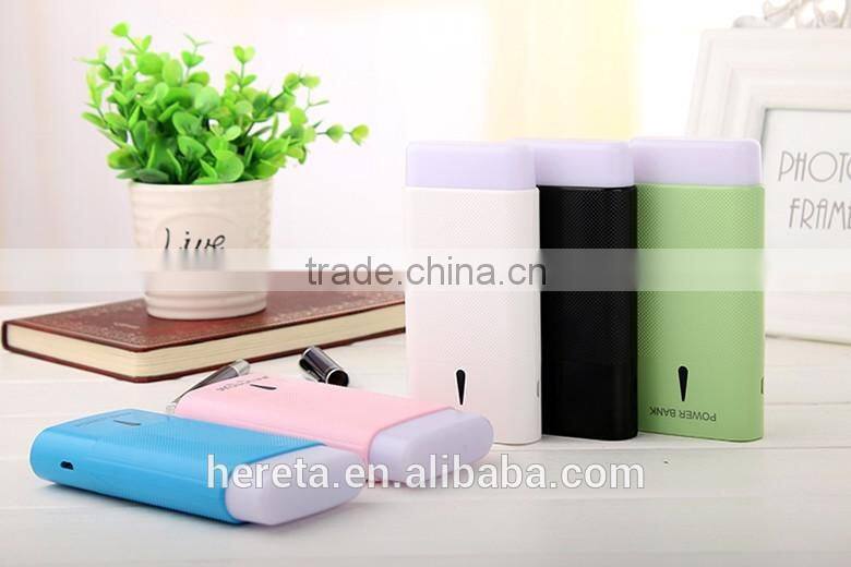 Portable 3USB output power bank with fluorescent lamp