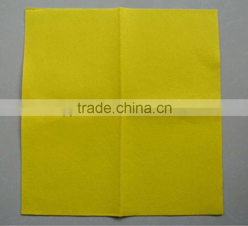 Absorbent nonwoven cloth floor cleaning cloth (needle punched)