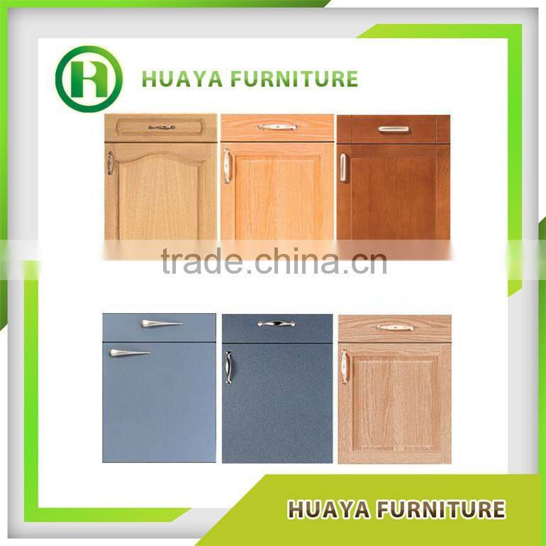 2015 Popular Moulded PVC Kitchen Cabinet Door