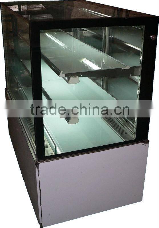 Straing Glass Refrigeration Cake Display Showcase
