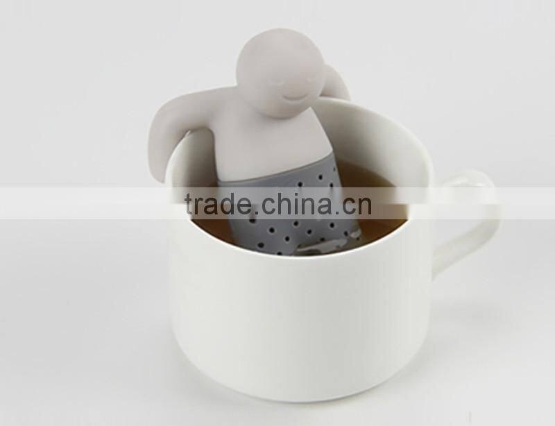 Silicone Tea Infuser Mr and Mrs Tea, Set of 2, Grey and black; Mr and Mrs Tea silicone tea strainer with Set of 2 Grey and pink