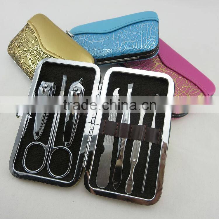 Bonvatt bridal shower favors Girlmanicure Pedicure Set