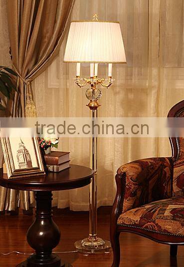 Concise design K9 clear crystal apple shape lamp body three candles table lamp