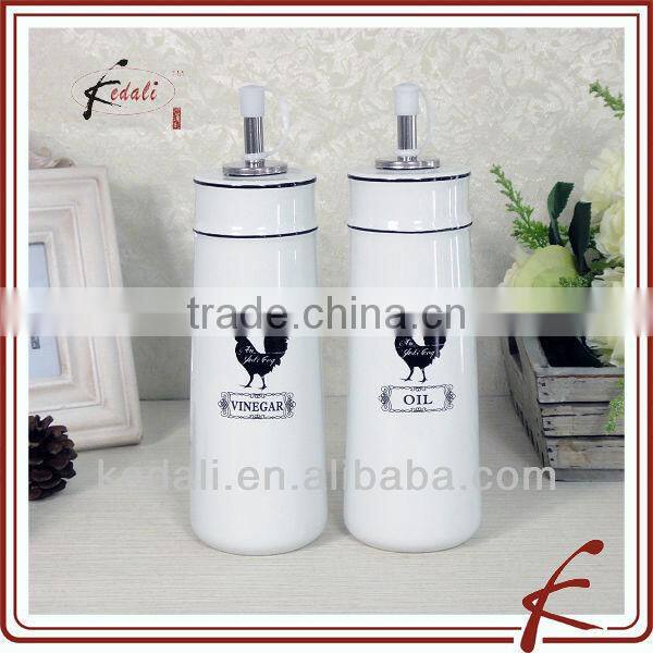 pet design ceramic salt pepper shakers