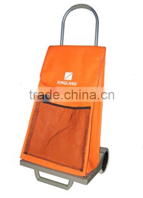 Portable traveling bag with wheel