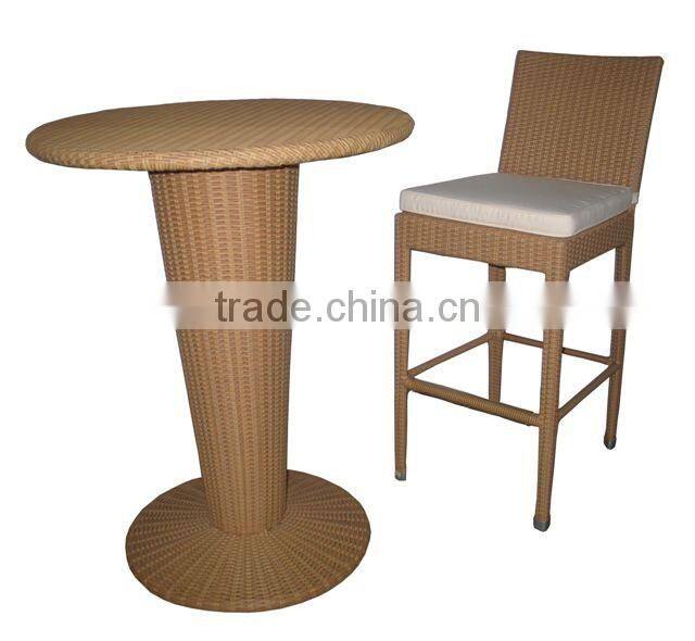 Fashion Design Outdoor Bar Stools With Round Rattan Table