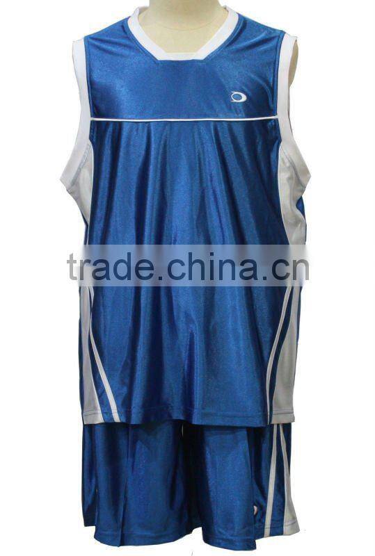 New style basketball set for 2013