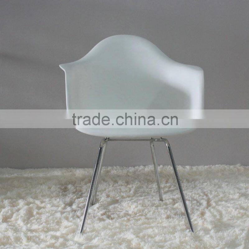 Hot sale Replica Side dining room armChair DAR