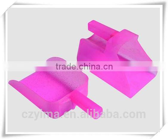 Glitter plastic horse feed scoop/horse feeder