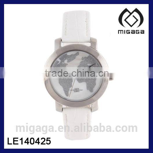 PLASTIC BAND PROMOTIONAL GIFT MAP IMAGE WATCH* Acrylic dial window covering watch