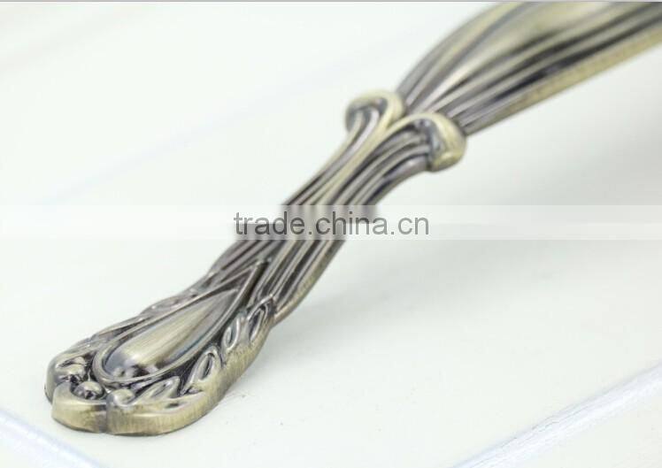 suitcase handles with the material of zinc alloy