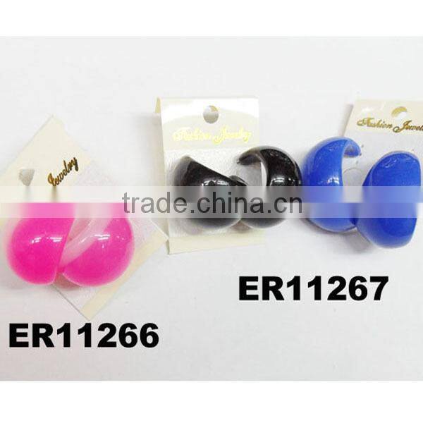 wholesale cute stud plastic earrings hoop