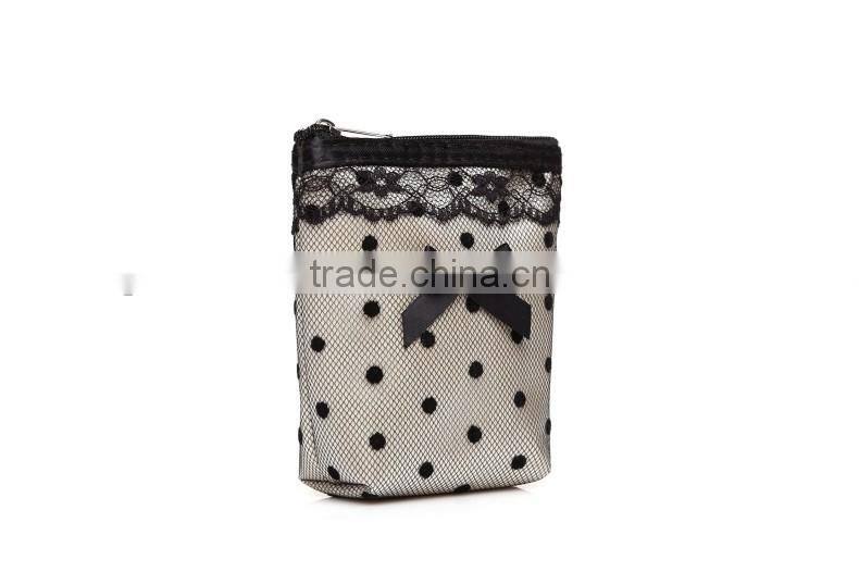 Hot sale high quality cheap fashionable cute lace cosmetic pouches GW879