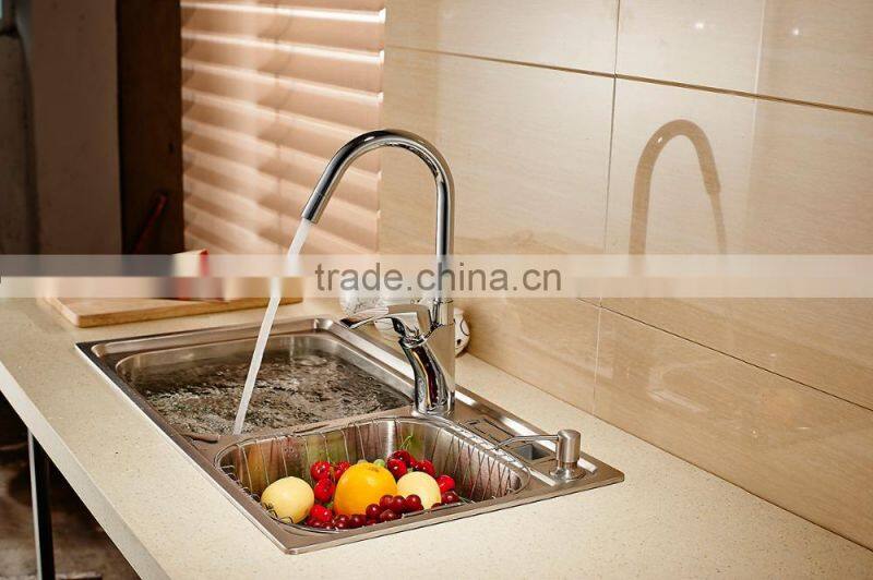 Single lever pull out spray kitchen sink faucet