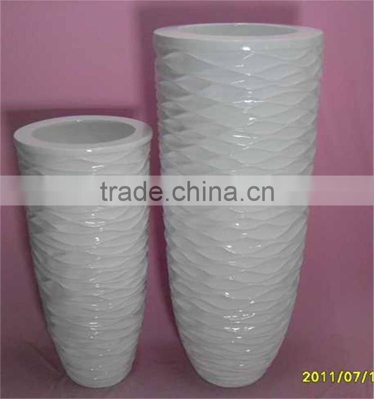 SJ20171020 2017 Hot sale red plastic decorative flower pot and vase