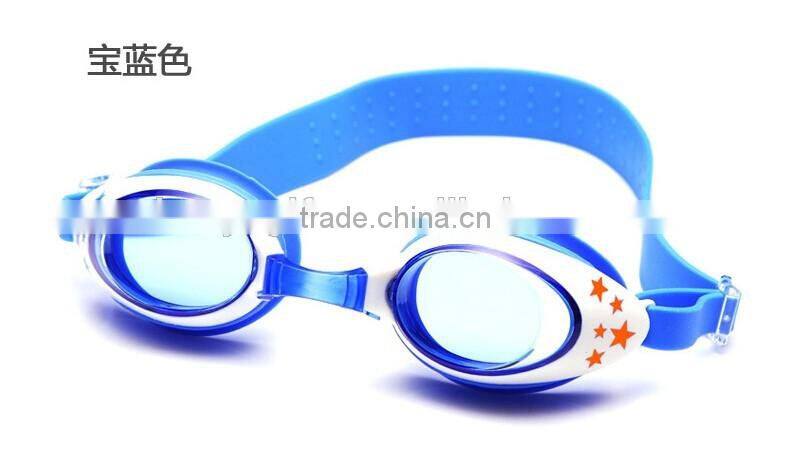 2016 Comfortable Silicone Swimming Goggle with Anti-Fog Lens