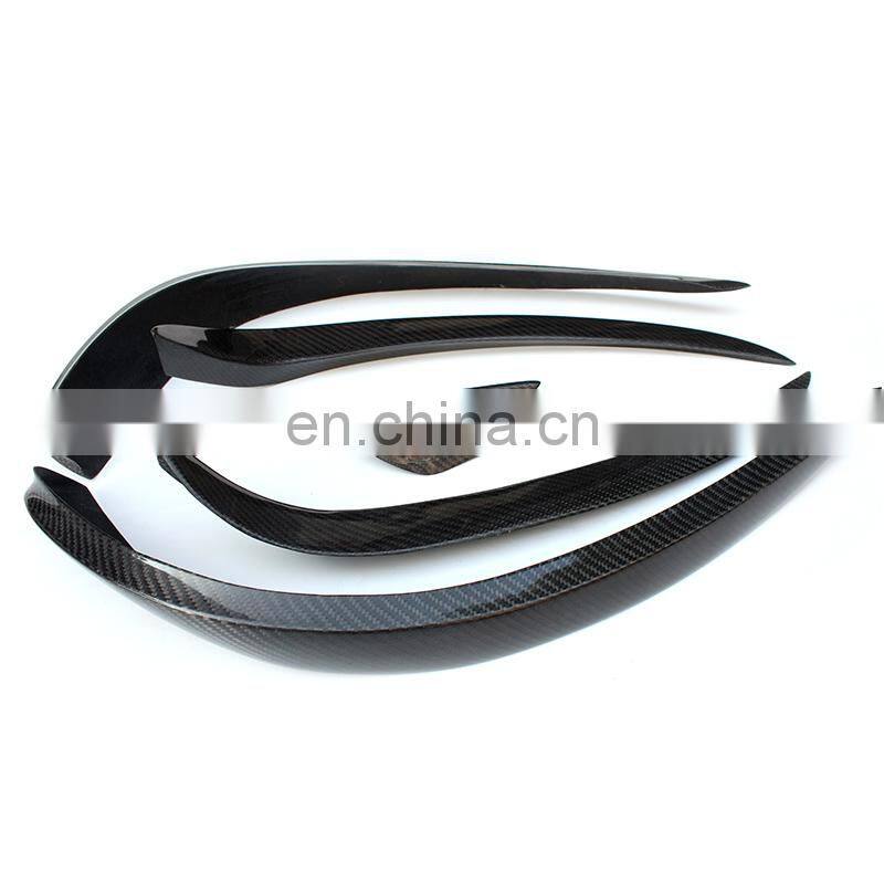 Carbon finber front bumper canard for C class w205 carbon front bumper fins Carbon fiber decoration parts for w205 C63 2017 2016