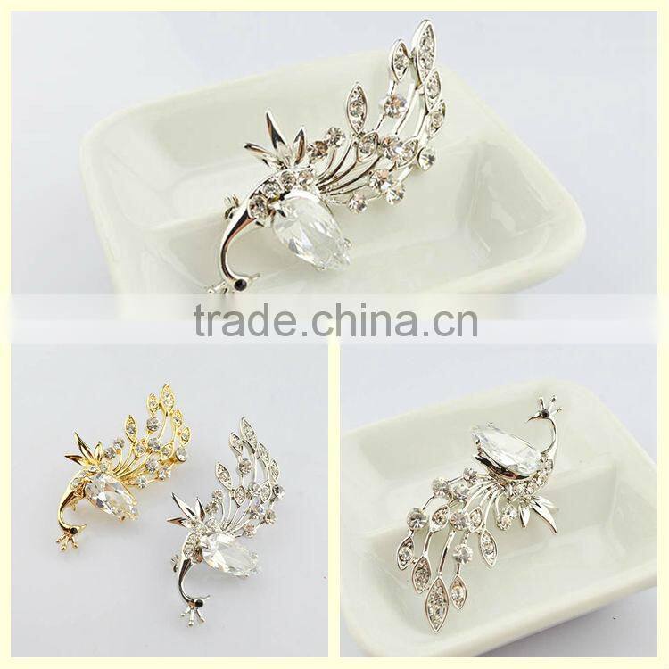 Invitation 2014 rhinestone silver peacock animal brooches pins China
