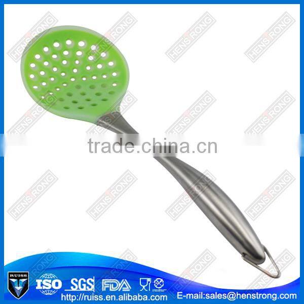 Non-stick and non-toxic cooking tools pasta spaghetti spoon