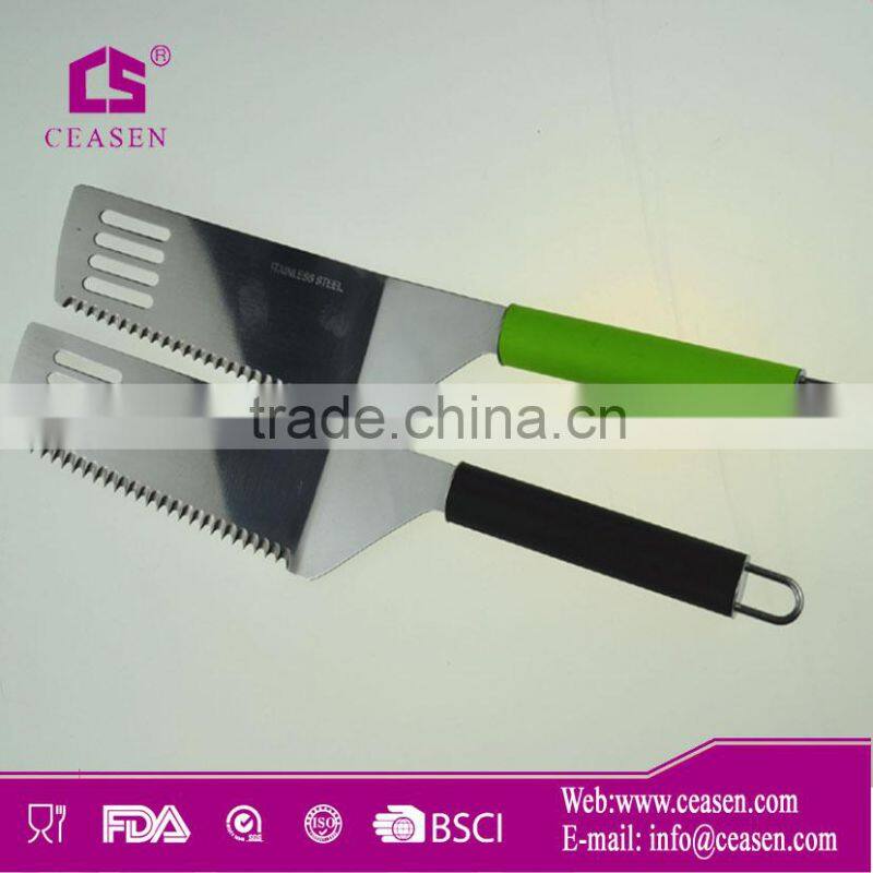 Stainless steel cake server with TPR handle