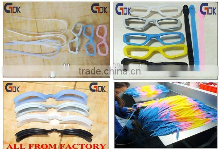 Super soft silicone strap for swim goggles