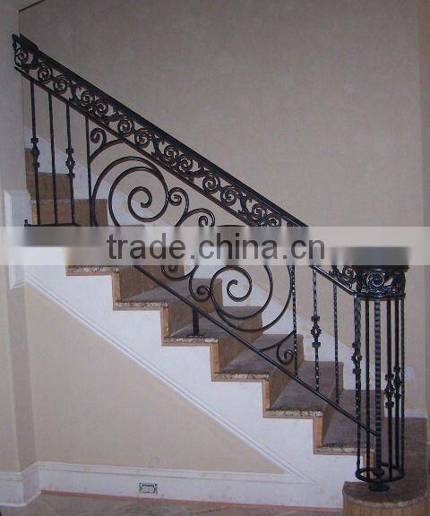 2014 Top-selling interior wrought iron stair handrail