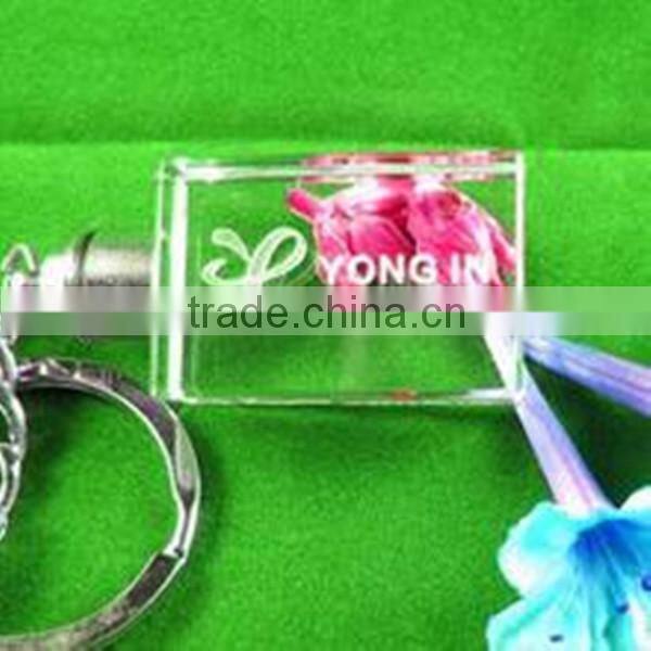 2015 beautiful custom crystal keychain