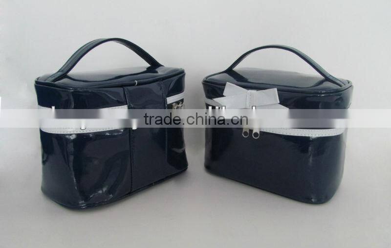 Fashion patent pu clutch cosmetic bag