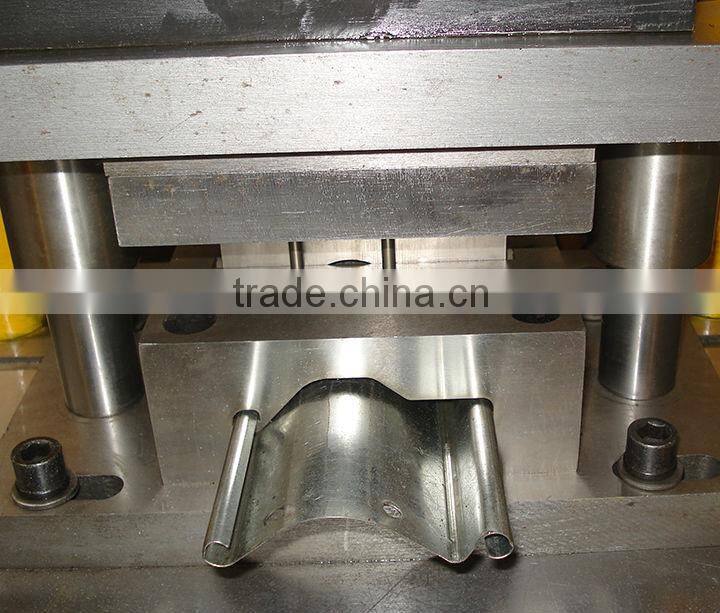 Durable in use rolling shutter machine