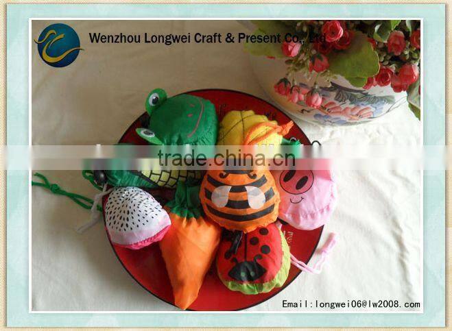 customized recyclable folding shopping bag with wheels