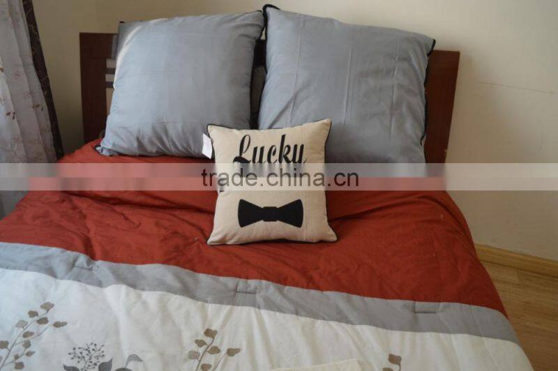 Hotsaled printing decorative felt cushion